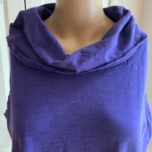 Habitat sleeveless tunic Medium.
